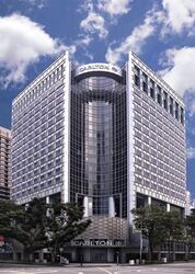 Carlton Hotel (D7), Retail #639566161